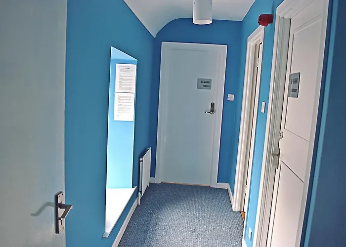 B Side * Carrick on Shannon